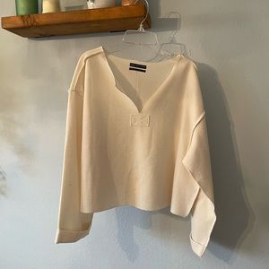 URBAN OUTFITTERS SWEATER